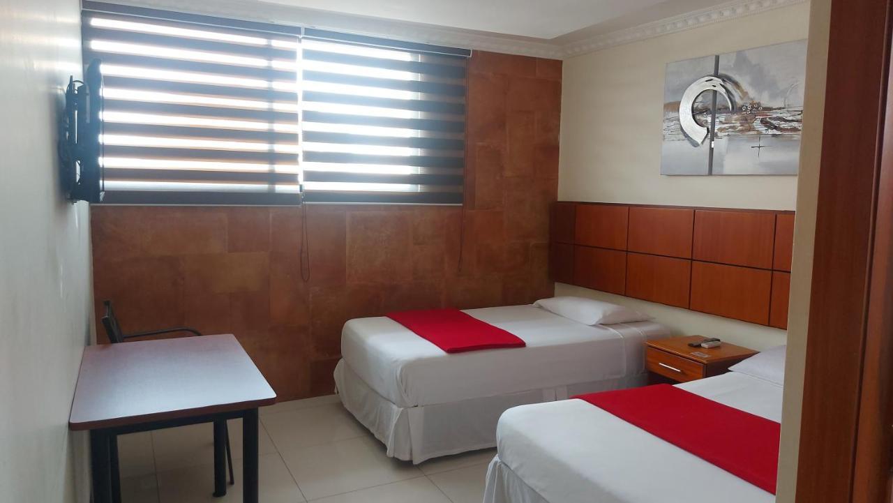 Hotel Murali - Cerca Del Aeropuerto De Guayaquil Zewnętrze zdjęcie