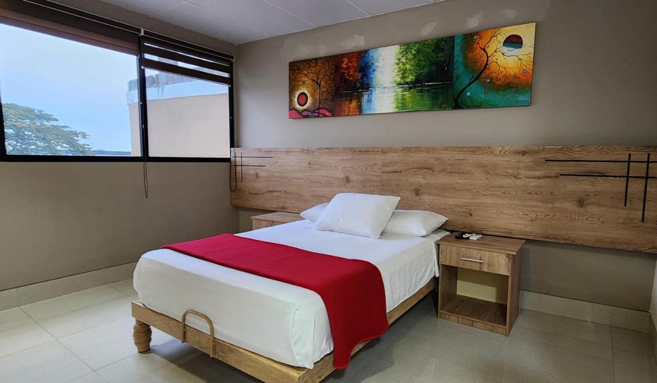 Hotel Murali - Cerca Del Aeropuerto De Guayaquil Zewnętrze zdjęcie