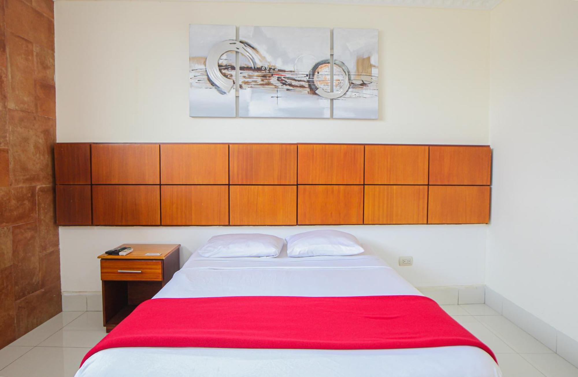 Hotel Murali - Cerca Del Aeropuerto De Guayaquil Zewnętrze zdjęcie