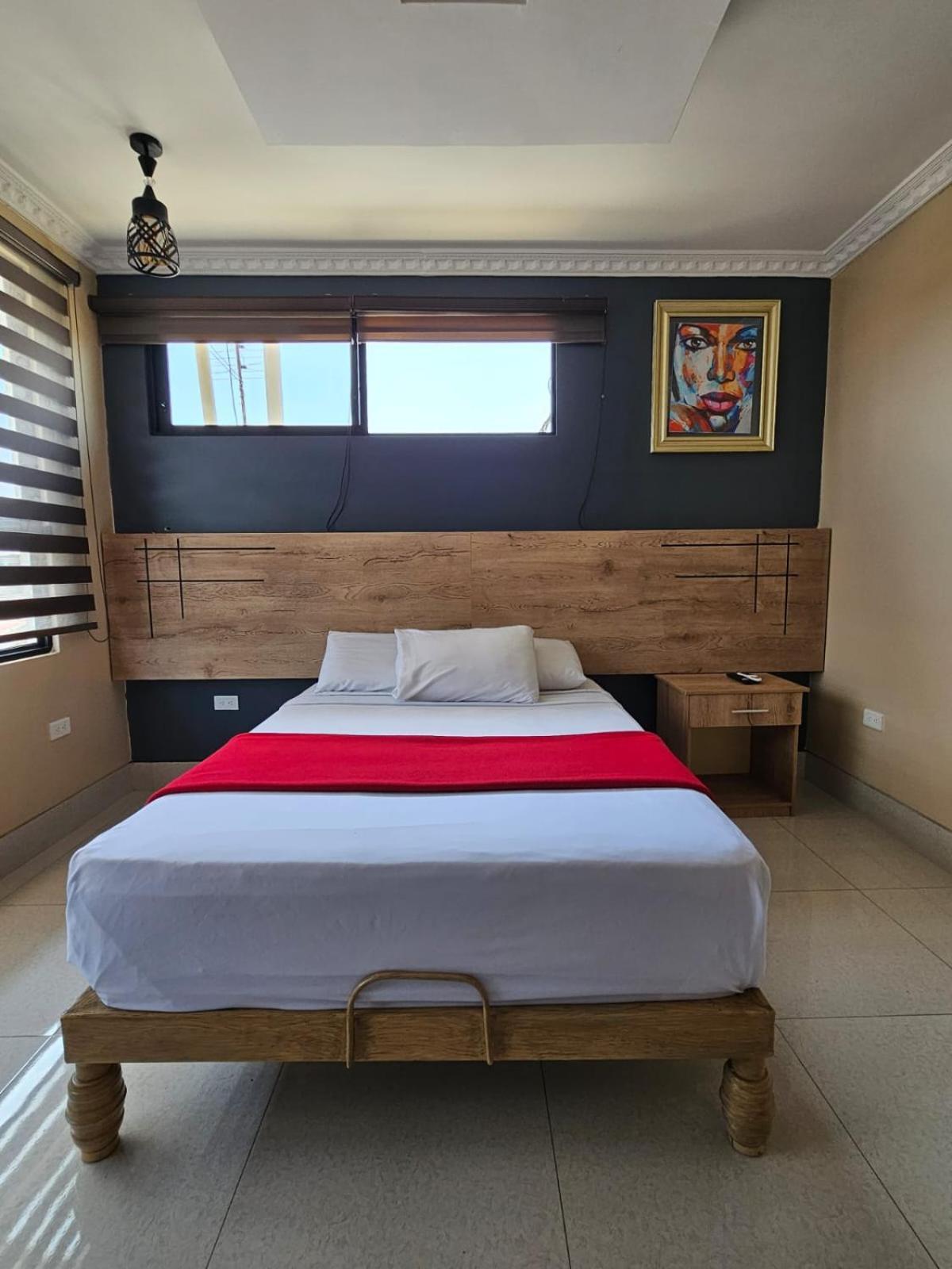 Hotel Murali - Cerca Del Aeropuerto De Guayaquil Zewnętrze zdjęcie