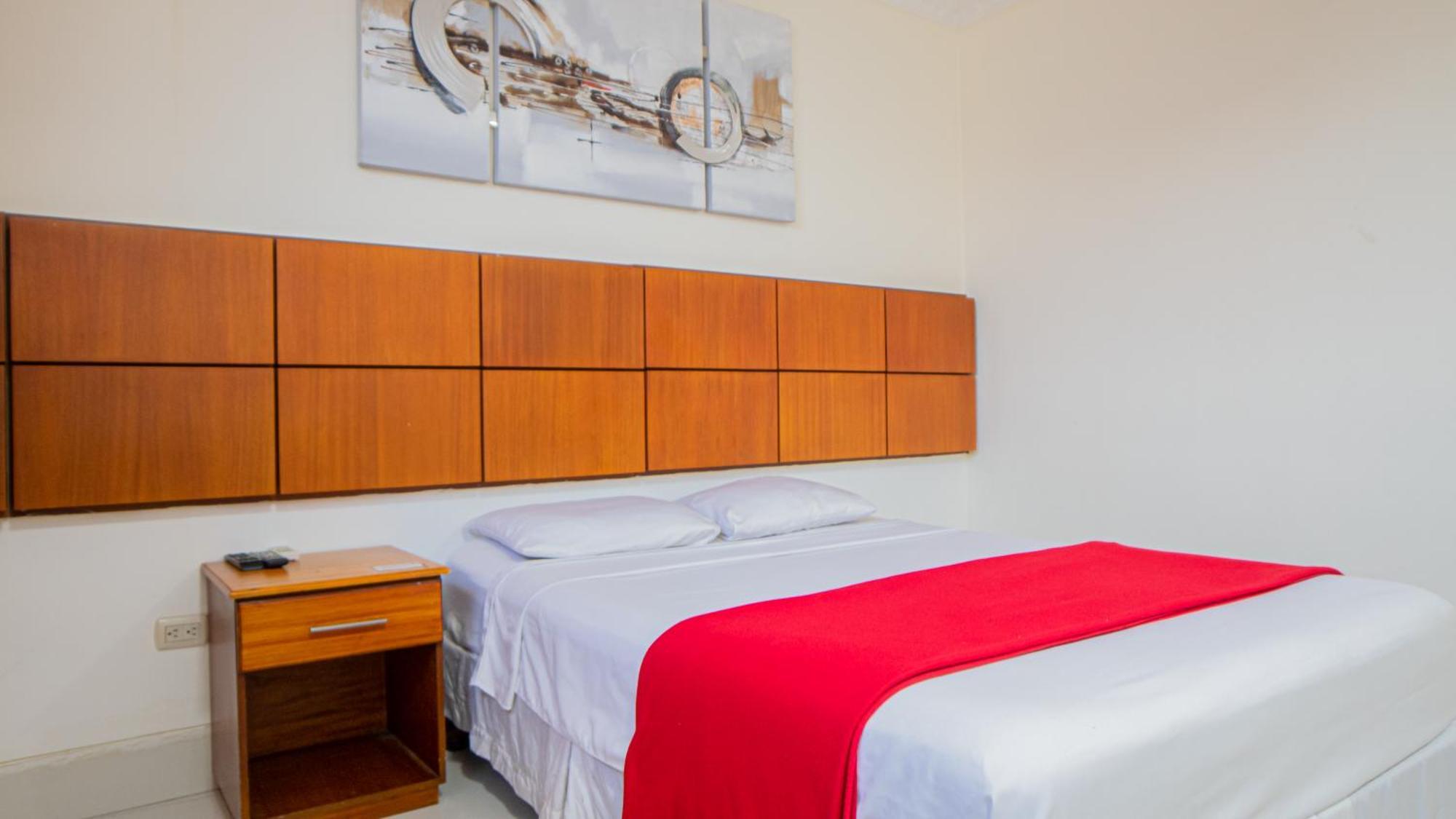 Hotel Murali - Cerca Del Aeropuerto De Guayaquil Zewnętrze zdjęcie