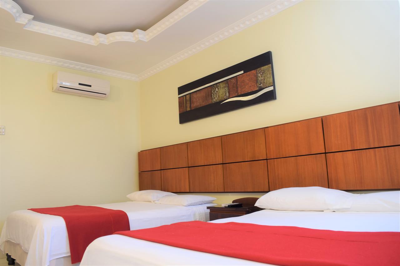 Hotel Murali - Cerca Del Aeropuerto De Guayaquil Zewnętrze zdjęcie