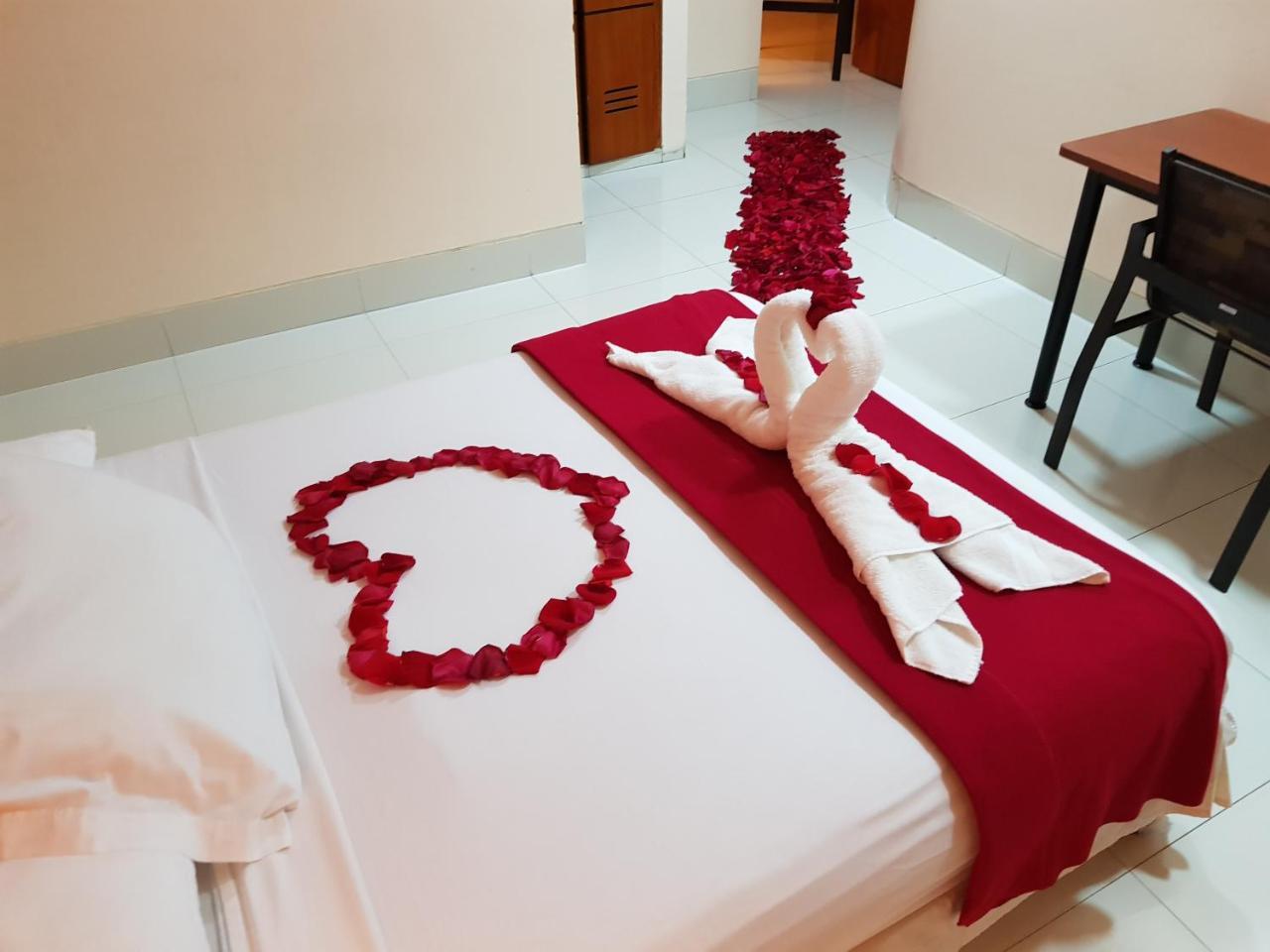 Hotel Murali - Cerca Del Aeropuerto De Guayaquil Zewnętrze zdjęcie