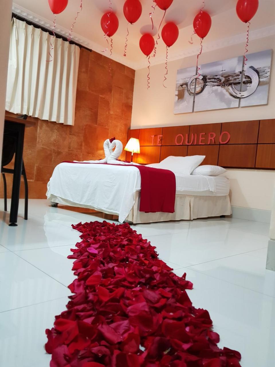 Hotel Murali - Cerca Del Aeropuerto De Guayaquil Zewnętrze zdjęcie