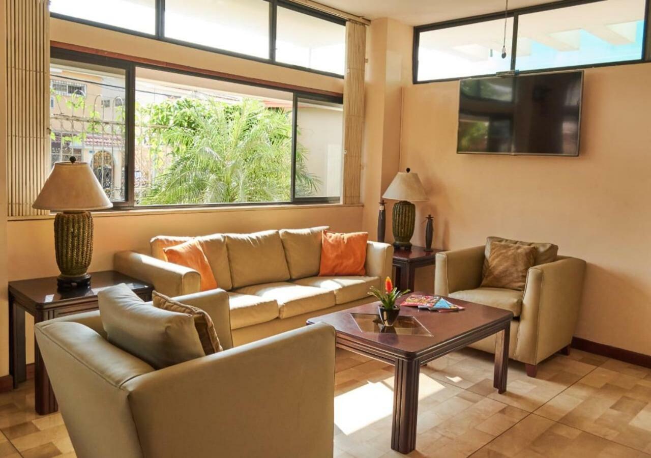 Hotel Murali - Cerca Del Aeropuerto De Guayaquil Zewnętrze zdjęcie